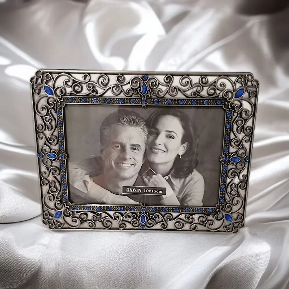 Picture Frame Ornate Metal Jewels Rhinestone Photo 4x6 Silver Tone Fairy Cottage